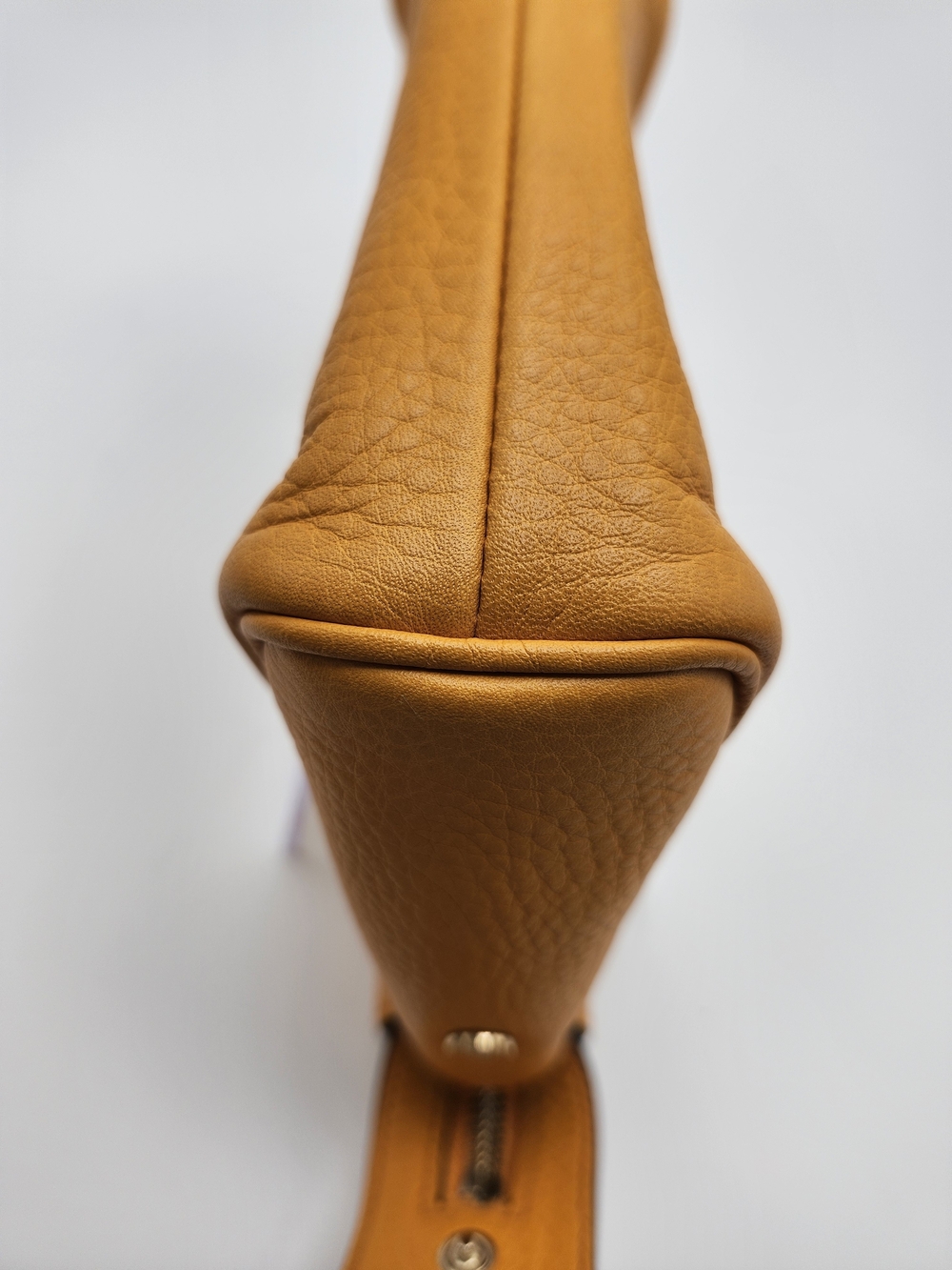 Gucci Soho Cosmetic Clutch Bag Yellow/Orange Leather W Chain & Cert Of Authen - Picture 11 of 16